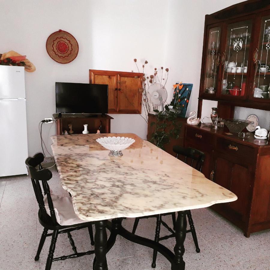 A Casa Di Nonna Iun Q2951 Villa Fluminimaggiore Kültér fotó