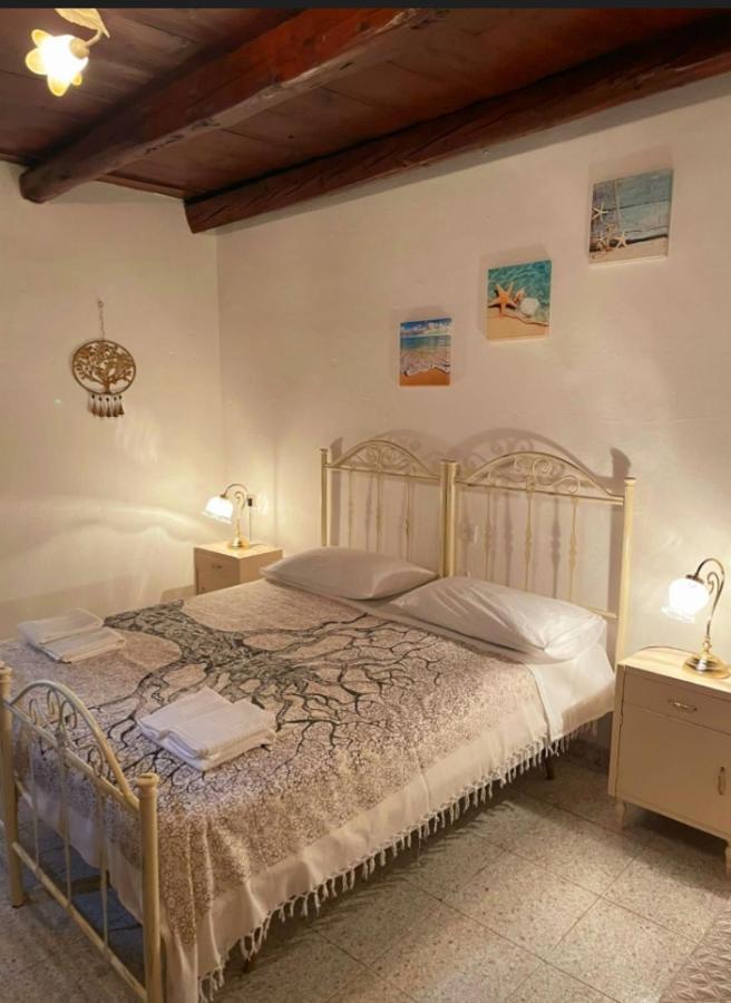 A Casa Di Nonna Iun Q2951 Villa Fluminimaggiore Kültér fotó